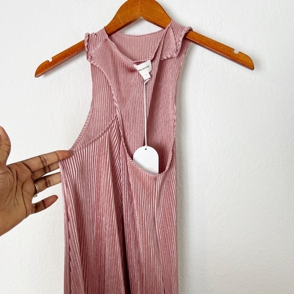 Song of Style Pluto Mini Dress in Rose Mauve - Picture 3 of 8